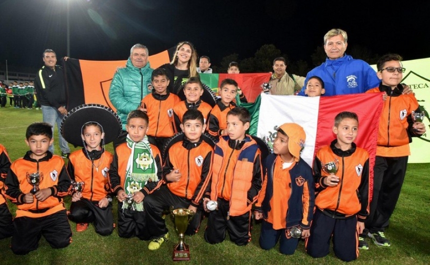AF Azteca Melhor equipa no desfile inaugural