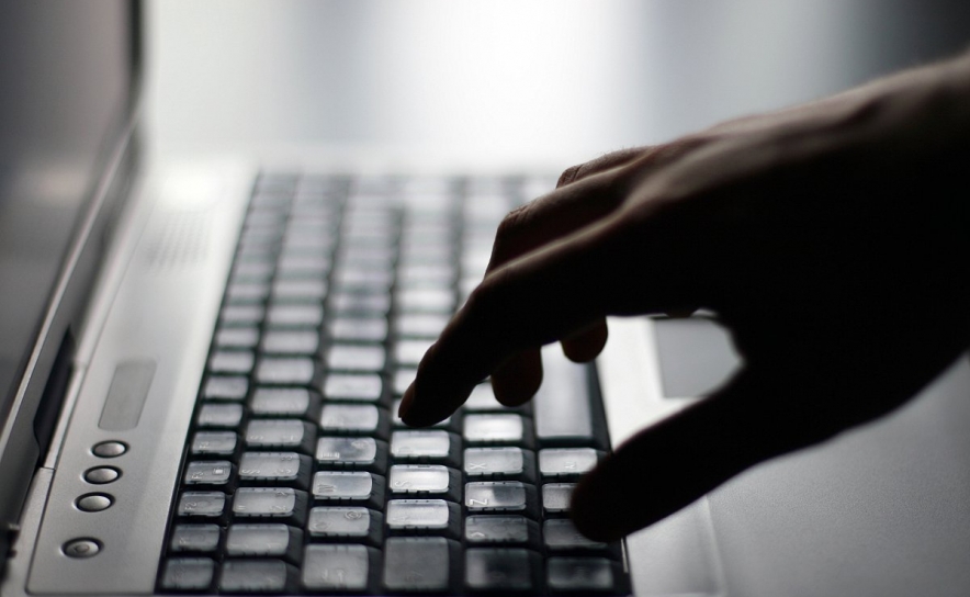 Alerta para crimes de extorsão cometidos através da Internet