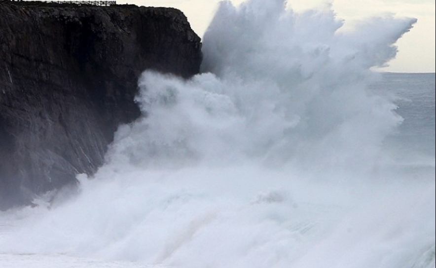 Distrito de Faro sob «Aviso Amarelo» devido à agitação marítima