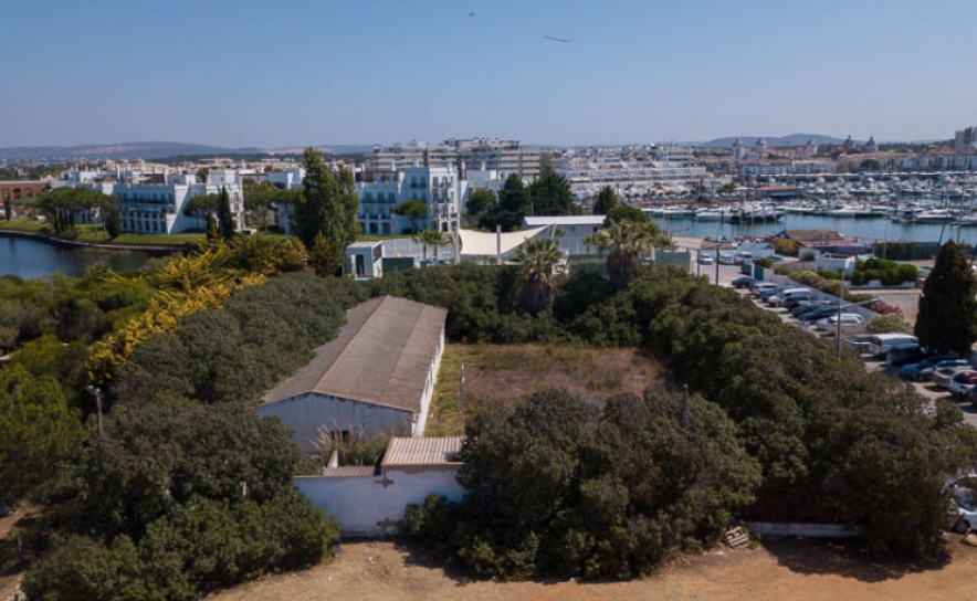 Antigo Posto Fiscal de Vilamoura ganha nova vida dedicado ao turismo: vai ser uma «Vila Náutica»
