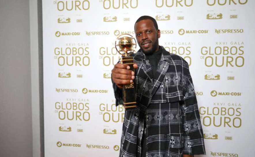 Dino d Santiago vence Globo de Ouro de Melhor Intérprete