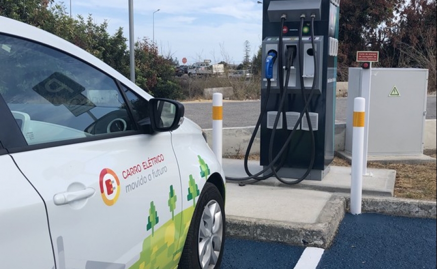 EDP inaugura primeiro posto de carregamento rápido para veículos elétricos em bombas da BP 