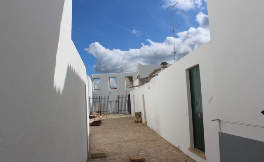 Pórtico do Largo da Graça 