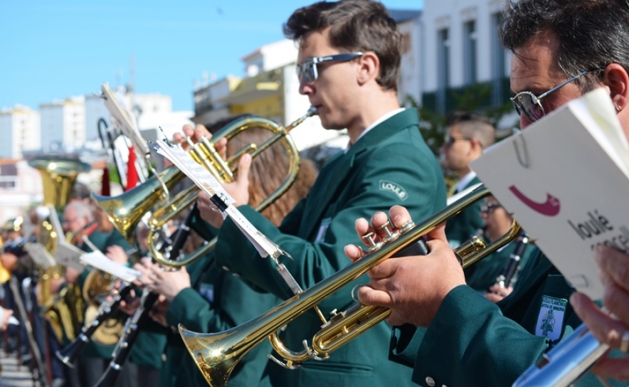 DIA NACIONAL DAS BANDAS FILARMÓNICAS COMEMORA-SE NO MERCADO MUNCIPAL DE LOULÉ