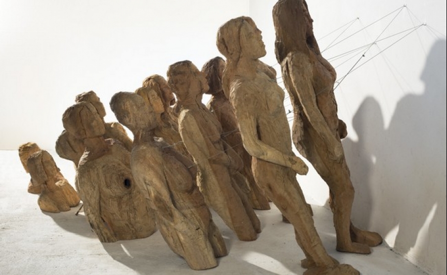 «PRONOMES REFLEXIVOS»: EXPOSIÇÃO DE ESCULTURA  DE ÁLVARO DE LA VEJA EM LOULÉ