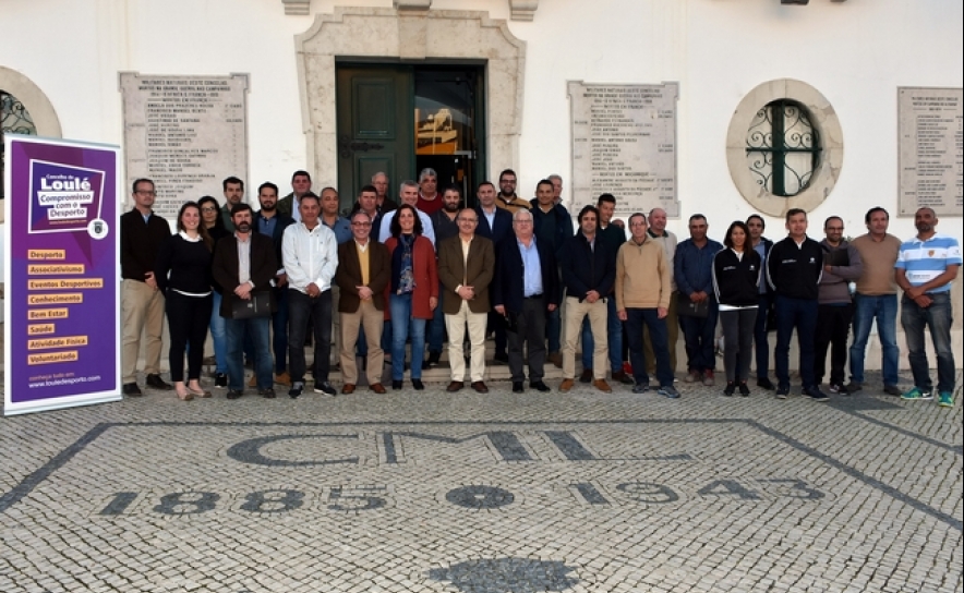 CLUBES DO CONCELHO DE LOULÉ RECEBEM APOIO FINANCEIRO DA AUTARQUIA DE PERTO DE 700 MIL EUROS