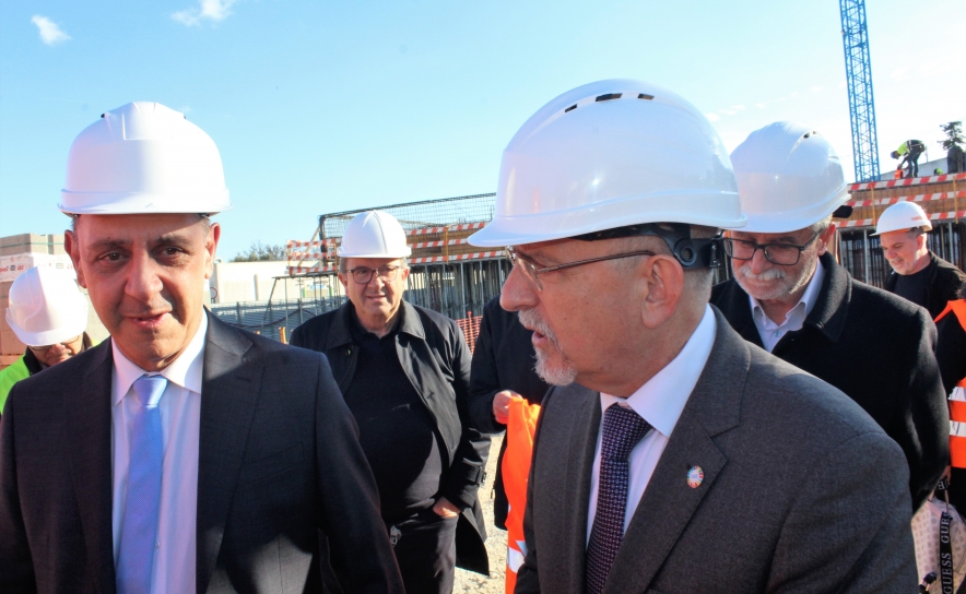 Ministro da Saúde visita obra do Centro de Saúde de Loulé Foto: Nathalie Dias