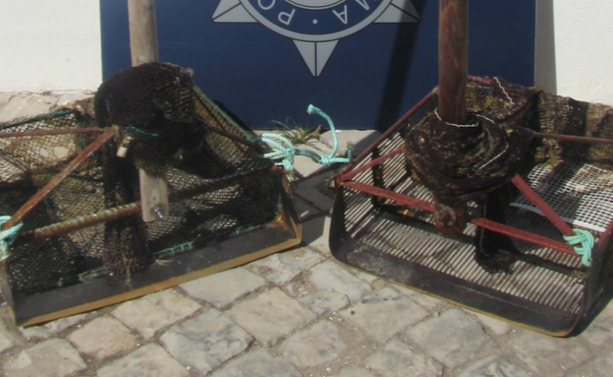 Polícia Marítima fiscaliza pesca com arte de arrasto na costa da ilha da Armona