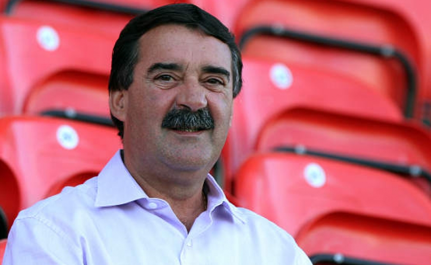 Isidoro Sousa vai cumprir quinto mandato como presidente do Olhanense