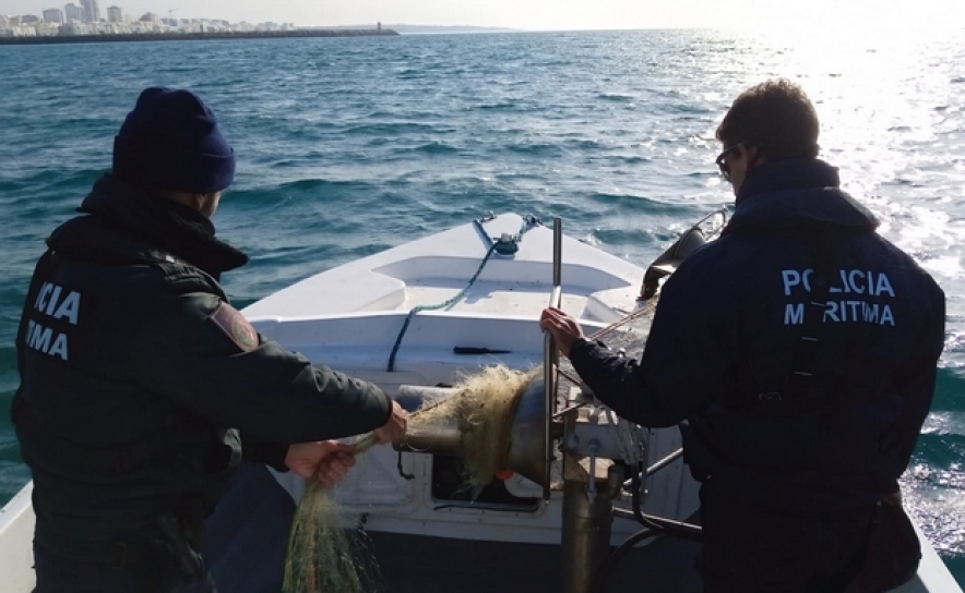 Polícia Marítima apreende arte de pesca com 3000 metros entre Vilamoura e Quarteira