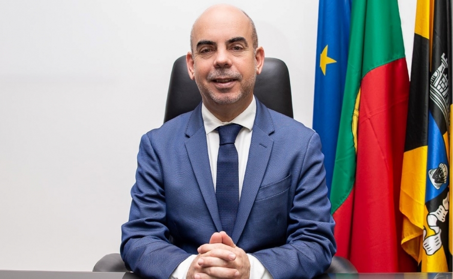 Presidente da Câmara de Lagoa distinguido pela Confederação do Desporto de Portugal
