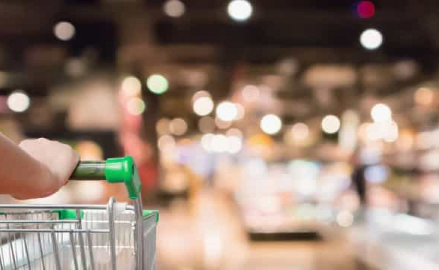 Covid-19: APED pede clarificação sobre uso de máscara nas grandes superfícies