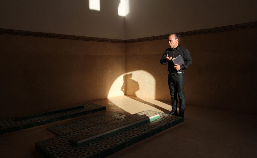 MANUEL NETO DOS SANTOS DECLAMA POESIA EM MARROCOS MANUEL NETO DOS SANTOS DECLAMA POESIA EM MARROCOS