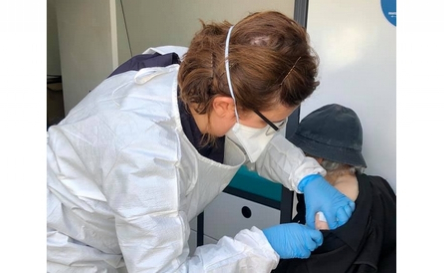 Metade das pessoas com 85 ou mais anos vacinadas contra a gripe no primeiro mês da campanha Metade das pessoas com 85 ou mais anos vacinadas contra a gripe no primeiro mês da campanha