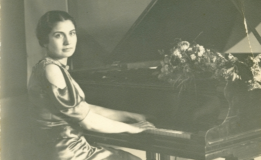 EXPOSIÇÃO «MARIA CAMPINA, A LOULETANA QUE PÔS SALZBURGO DE PÉ»