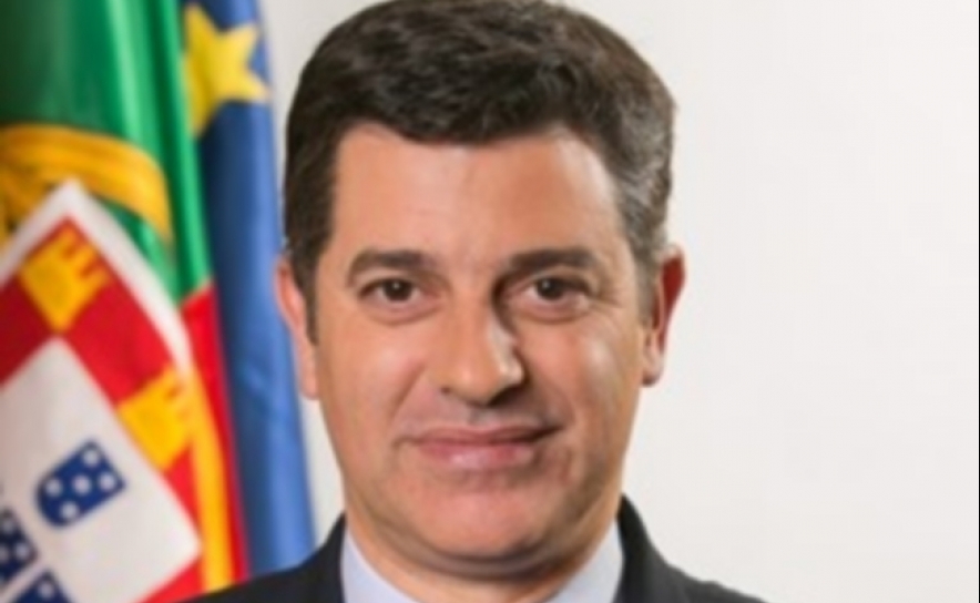MINISTRO DA ECONOMIA AMANHÃ NA UALG