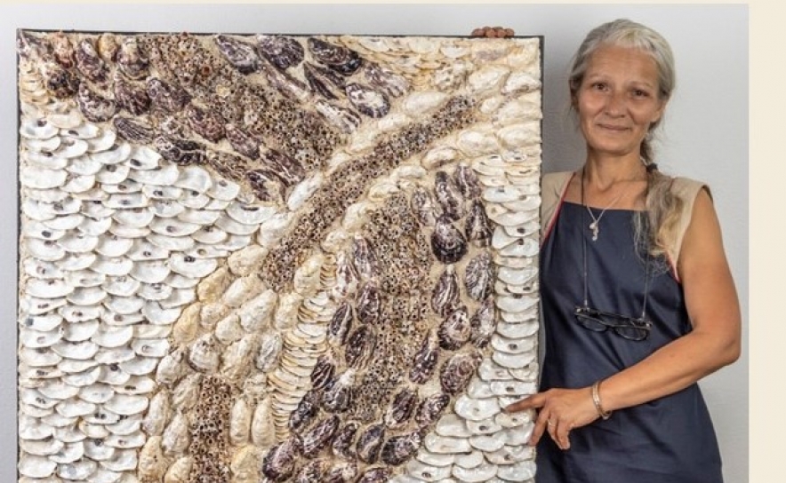 Mares — Uma Exposição de Dana Georgescu
