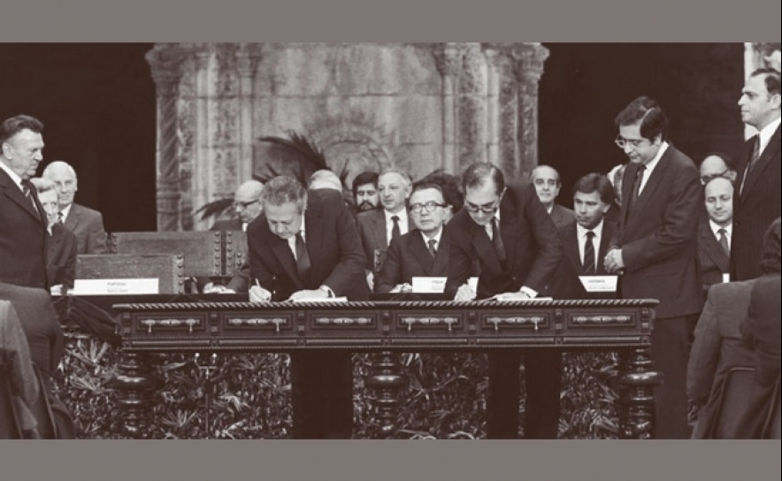 UNIVERSIDADE DO ALGARVE ACOLHE EXPOSIÇÃO «30 ANOS A ESCREVER E LER EUROPA»