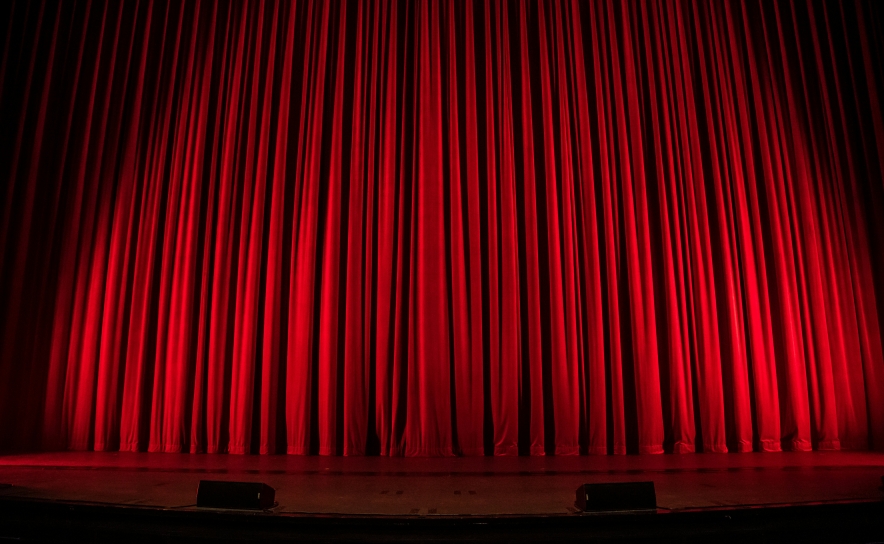 BOLSAS DE APOIO AO TEATRO DE LOULÉ PARA 2025: JÁ ABRIRAM AS CANDIDATURAS