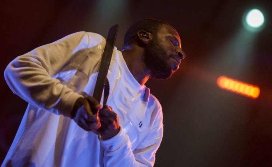 Dino D Santiago edita hoje álbum que é uma homenagem aos «badiu» de Santiago