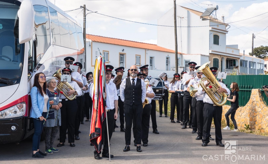 Banda Musical Castromarinense em Pisa Barro