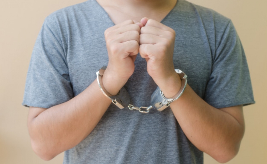 Prisão preventiva para um dos detidos por apropriação fraudulenta de imóveis no Algarve