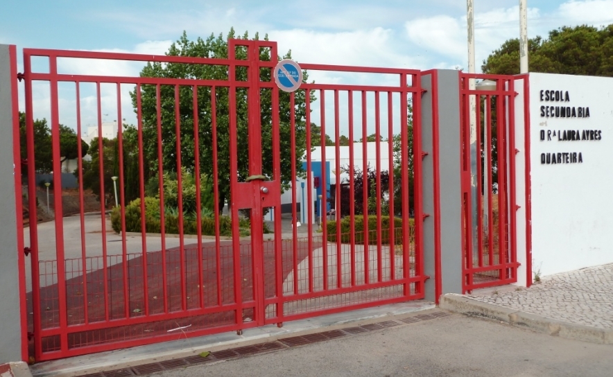 Quarteira | Escola Secundária Dra Laura Ayres é uma das 11 escolas piloto a lecionar Mandarim