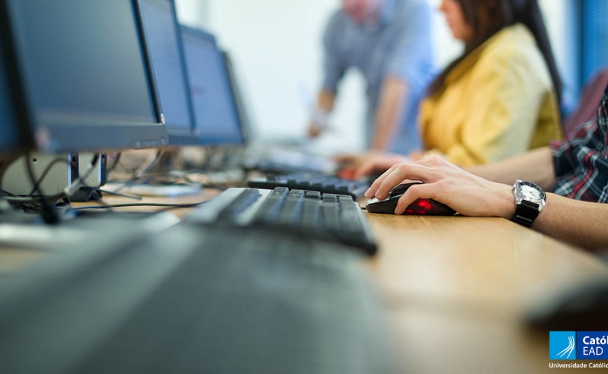 PROGRAMA OPERACIONAL DO ALGARVE APOIA FORMAÇÃO DE 4.500 PROFESSORES PARA ACELERAR TRANSIÇÃO DIGITAL NA EDUCAÇÃO 