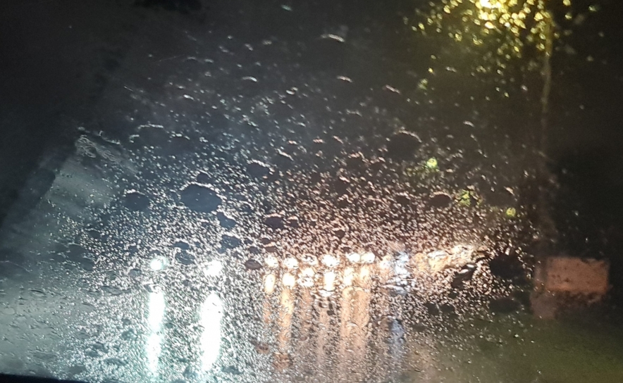 Cerca de 30 ocorrências em Faro devido a inundações por causa da chuva