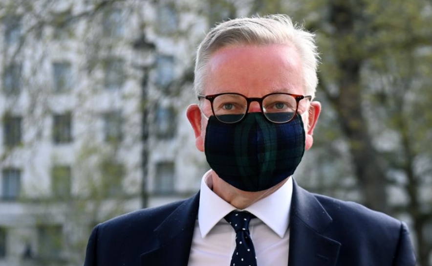 Covid-19: Ministro britânico em contacto com infetado durante viagem a Portugal