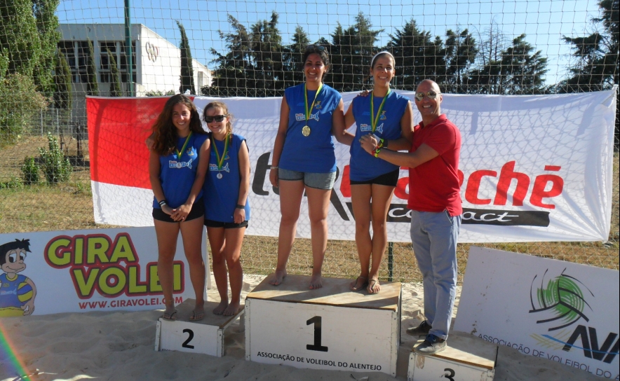 Pódio +18 anos femininos