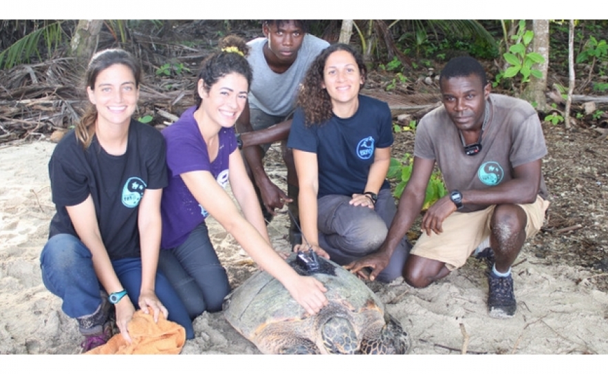 BIÓLOGAS MARINHAS MADE IN UALG PREMIADAS PELA COROA BRITÂNICA