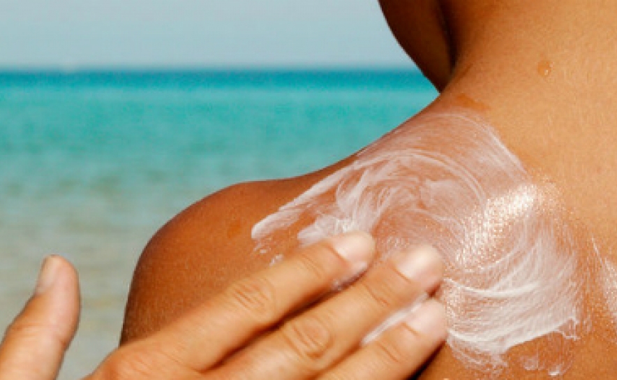 LOULÉ: Prevenção do cancro da pele em ação na praia