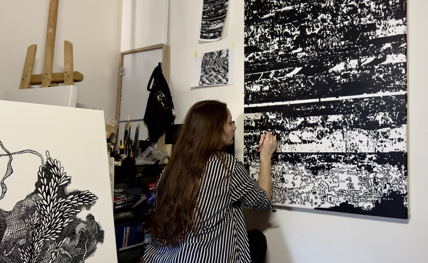 A Galeria GAMA RAMA apresenta «A Cadência Insular: O Ritmo da Matéria Instável» de Joana R. Sá. A Galeria GAMA RAMA apresenta «A Cadência Insular: O Ritmo da Matéria Instável» de Joana R. Sá.