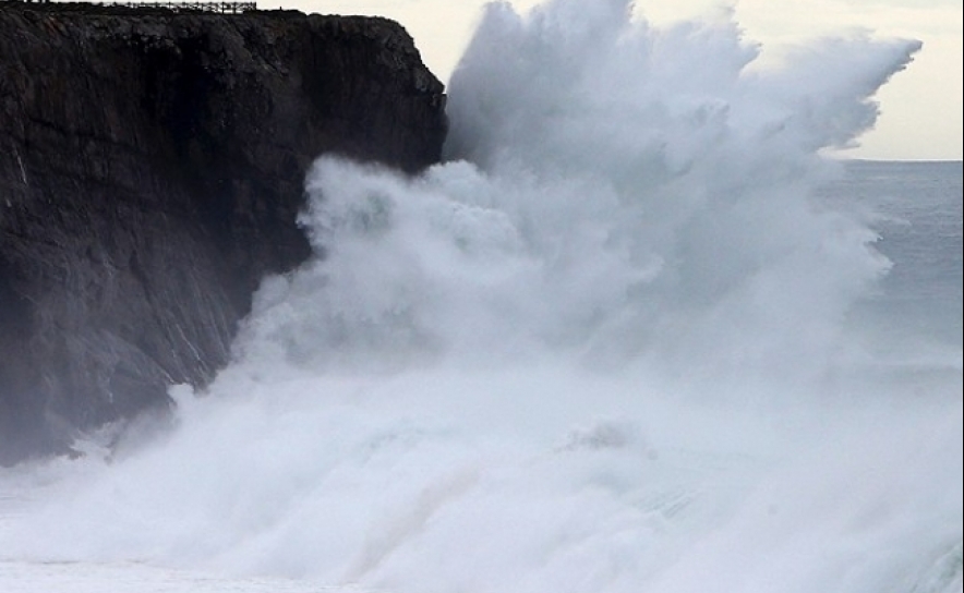 Faro entre os dez distritos do continente sob «Aviso Amarelo» devido à agitação marítima