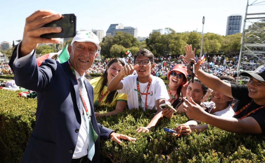 Marcelo vai aproveitar férias no Algarve para analisar Mais Habitação
