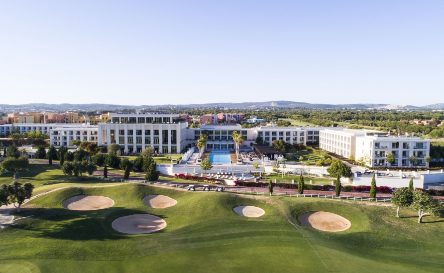 Anantara Vilamoura convida a experiências de glamour e bem-estar 