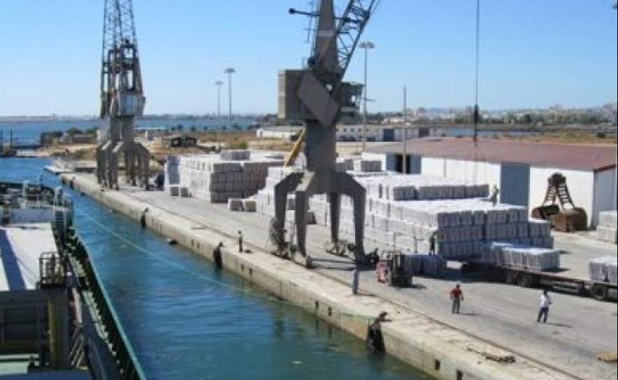 Administração procura solução para viabilizar Porto de Faro e salvaguardar trabalhadores