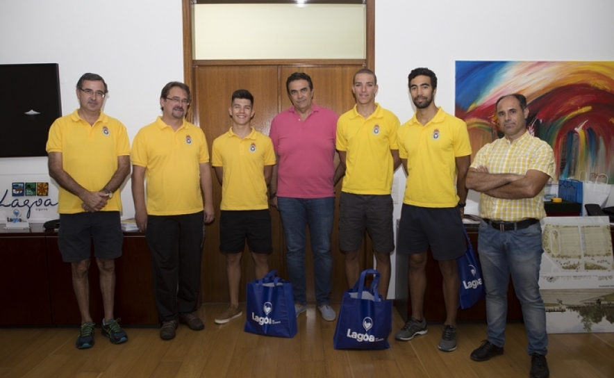 Executivo Municipal recebeu Atletas do GDL que vão ao Campeonato do Mundo de Patinagem
