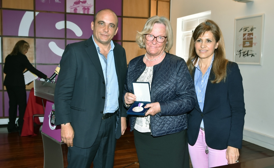 Grau Ouro Medalha Municipal de Mérito José Cavaco Ex Presidente da Câmara Municipal de Loulé. A título póstumo 
