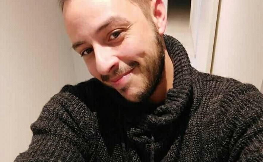 Vítor tem 39 anos, sofreu dois AVCs e precisa da sua ajuda Vítor tem 39 anos, sofreu dois AVCs e precisa da sua ajuda