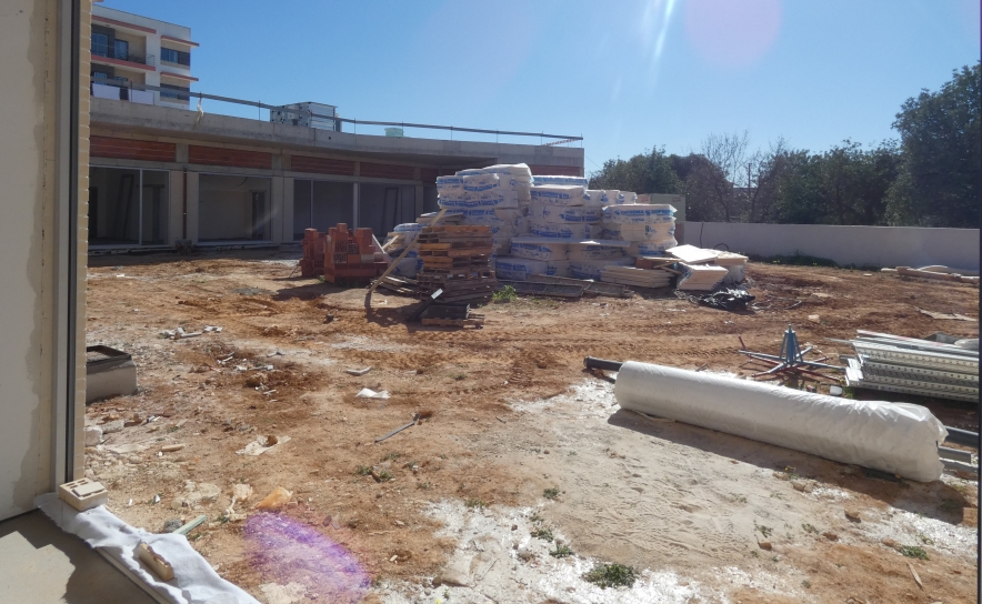 Obra - Escola JI+EB1 Hortas de St. António 2