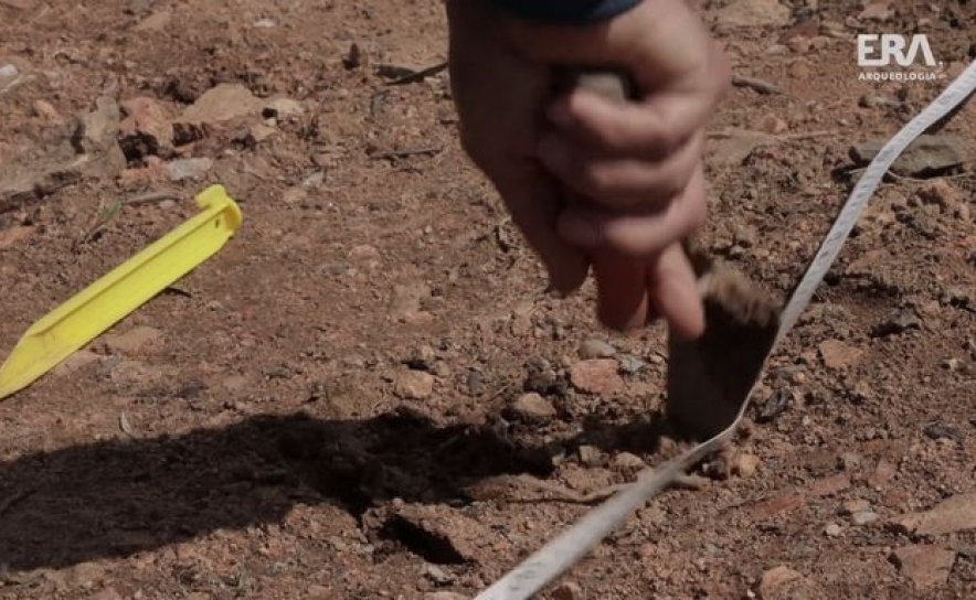 Escavações no centro de Faro revelam três sepulturas da antiga cidade romana de Ossónoba