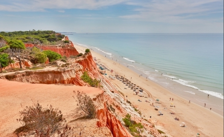 Ocupação média por quarto nos hotéis do Algarve sobe para 95% em agosto