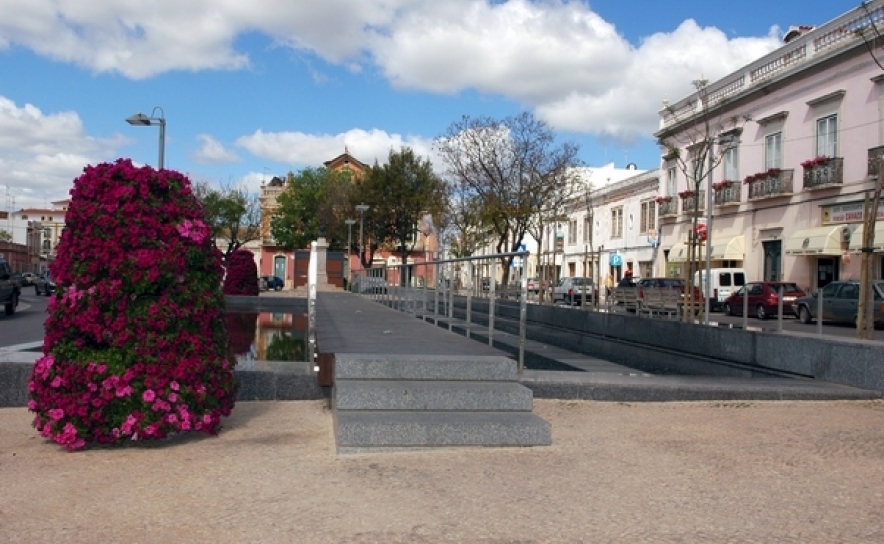 REQUALIFICAÇÃO DO LARGO DE S. FRANCISCO 