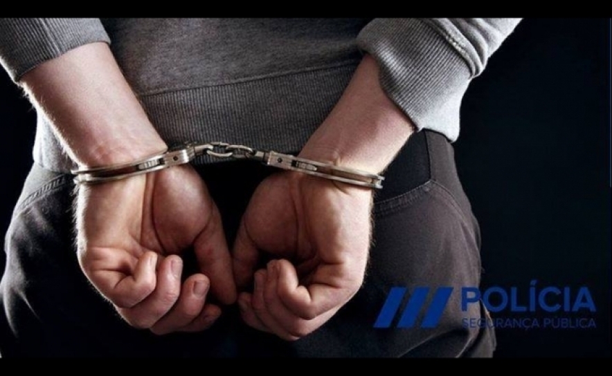 Polícia Judiciária detém um homem pelo crime de tráfico de estupefacientes
