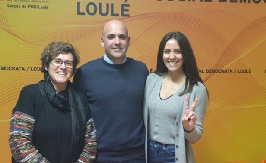 Fábio Bota com as novas vice-presidentes da CPS, Maria de Deus Domingos e Bárbara do Amaral Correia