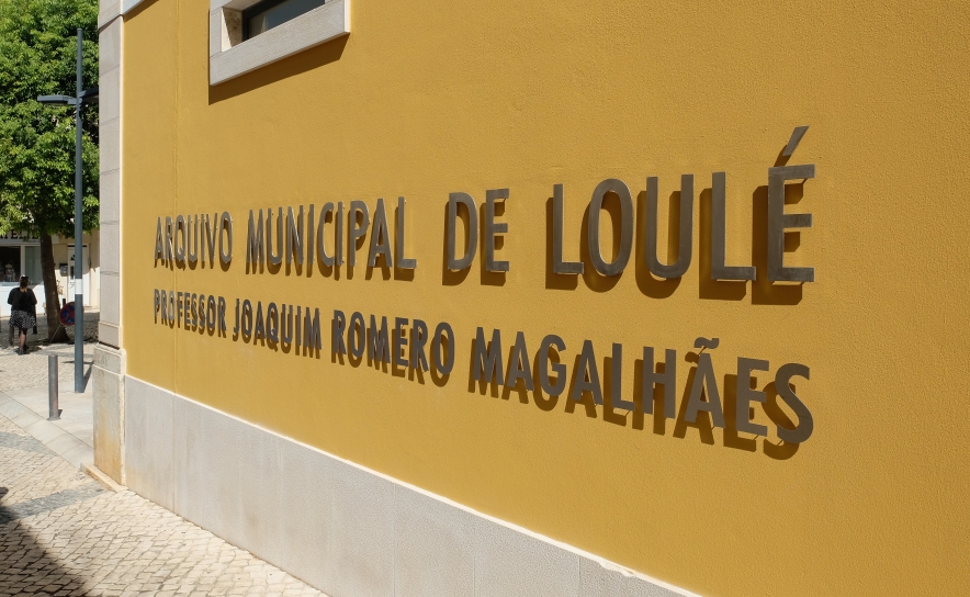 REDE DE COMUNICAÇÕES DE LOULÉ NOS FINAIS DA IDADE MÉDIA EM CONFERÊNCIA